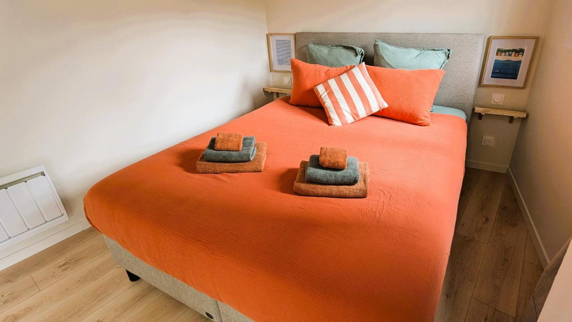 La Guesthouse - A Deux Pas Du Sentier Des Douaniers Pordic Ngoại thất bức ảnh